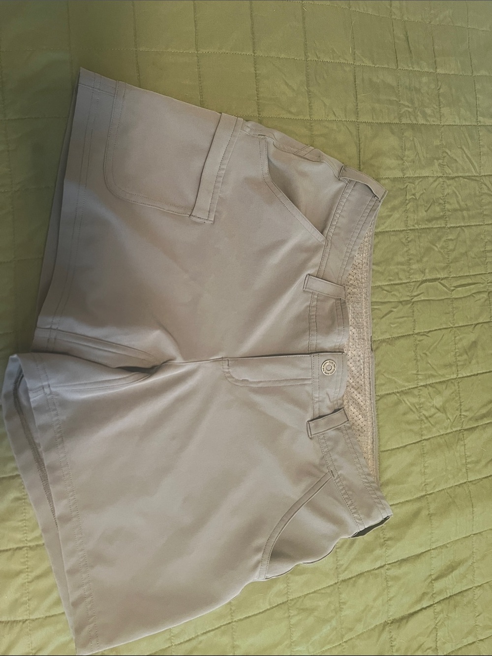 The North Face Cream Women's High-Rise Utility Shorts